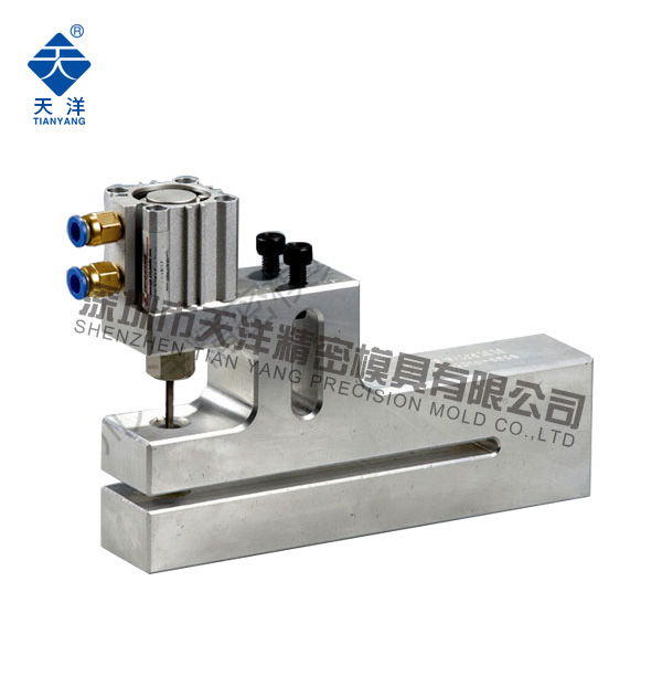 8mm氣動打孔機(jī)